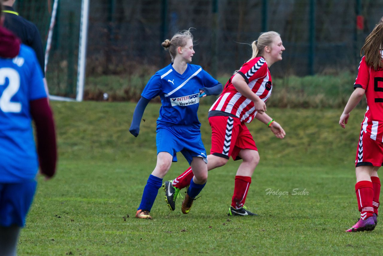 Bild 156 - C-Juniorinnen FSG-BraWie 08 - TuS Tensfeld : Ergebnis: 0:8